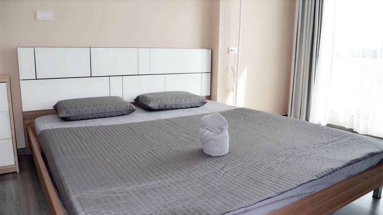 Wooden Suites Бангкок Екстер'єр фото